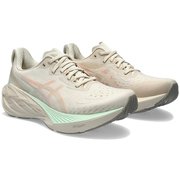 ノヴァブラスト4 NOVABLAST 4 1012B510 250 OATMEAL/MOONROCK 23.5cm [ランニングシューズ レディース]