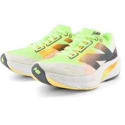 ヨドバシ.com - ニューバランス new balance FuelCell Rebel v4 LA4 WFCXLA4B WHITE/LIME B  23.5cm [ランニングシューズ レディース] 通販【全品無料配達】