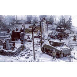 (未使用･未開封品)　イタレリ 1/72 WW.II バストーニュの戦い 連合国軍VSドイツ軍 ジオラマセット プラスチックモデルキット IT6113 df5ndr3 イタレリ 1／72 WW.II バストーニュの戦い 連合国軍 VS ドイツ軍