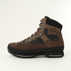 コネロ III GTX 中級者の登山靴】AKUコネロのレビュー／低山もテント泊もOK