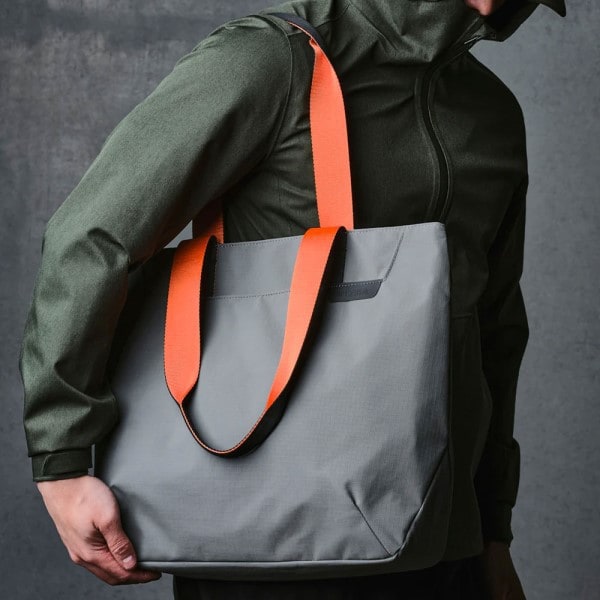 ELEMENTS TOTE
