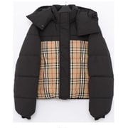 並行輸入品 BURBERRY 8079475 クロップド リバーシブル チェック ダウンジャケット レディース アーカイブベージュ Mサイズ