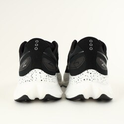 ヨドバシ.com - サッカニー SAUCONY エンドルフィンスピード4