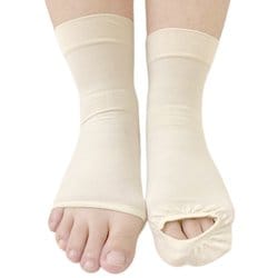 空気が通る つるピカ ソックス ベージュ 22～28cm