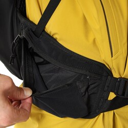ヨドバシ.com - カリマー Karrimor auster 25 501171 9000 Black