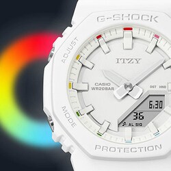 新品　G-SHOCK ITZY コラボレーションモデル ホワイト G-SHOCK ITZY ジーショック Gショック レディ―ス 時計 ITZY