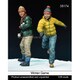 Man35174 1/35 現用 雪玉を投げる子供 2体入 [組立式プラスチックモデル]