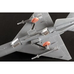 ヨドバシ.com - トランペッター 02825 1/48 中国空軍 JJ-7A 複座