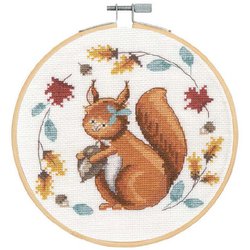 DMCBK1926 [刺繍キット Squirrel 直径18cm]