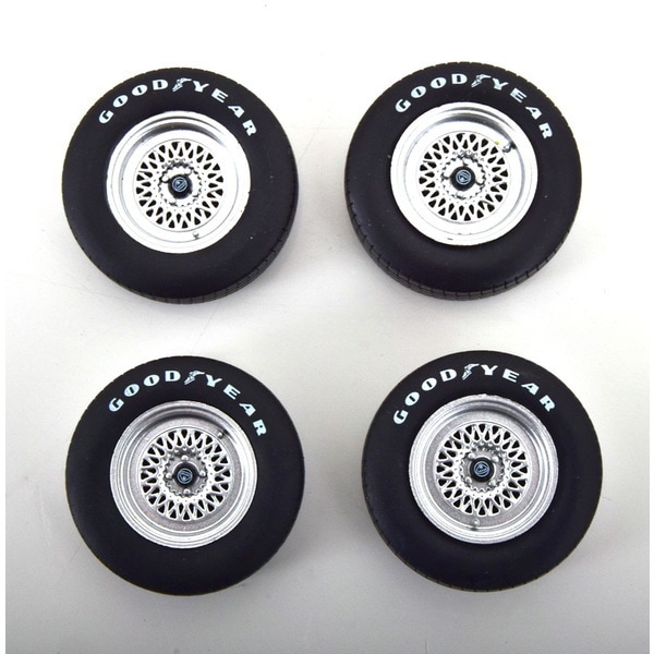 ケーケースケール KK scaleKKDCACC046 1/18 ロータス エスプリ Tire Set with rims シルバー [コレクションミニカー用パーツ]Ω