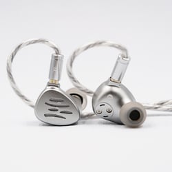 ハイブリッドイヤホン Wind 銀 （2.5mm）