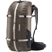 R7057 [エートラック/35L バックパック]