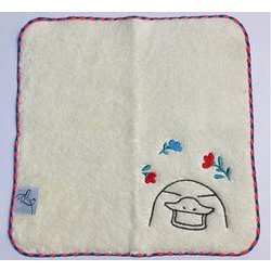 EJRT 10732132 ICOCA ふわふわ刺繍ハンカチーフ フラワー [キャラクターグッズ]