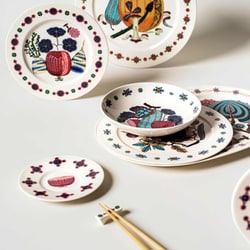 (イッタラ) タイカ サト 蓋付きジャー 新品　145×150mm Amazon｜【正規輸入品】 イッタラ タイカ サト 蓋付きジャー