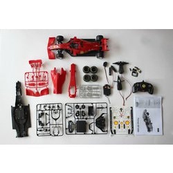 1:16 プラモデルキットR/C フェラーリ SF1000 1:16 プラモデルキットR/C フェラーリ SF1000 – 名城・伝統美