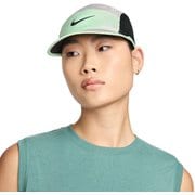 Dri-FIT フライ アンストラクチャード スウッシュ キャップ FB5624 012 LT IRON ORE/VAPOR GREEN/BLACK/(BLACK) M/Lサイズ [スポーツウェア アクセサリ キャップ]