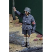 DD35233 1/35 WWII ドイツ ヒトラーユーゲントの児童 ドイツ 1945 [組立式プラスチックモデル]
