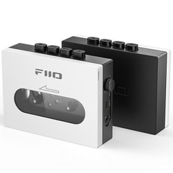 FIO-CP13-B [CP13 ポータブルカセットプレーヤー Black ＆ White]