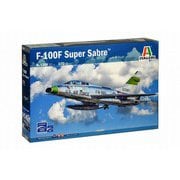 IT1398 1/72 アメリカ空軍 F-100F スーパーセイバー [組立式プラスチックモデル]