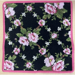 F575 [ハンカチタオル Amilie Black Wash cloth 25×25cm Cerise-135]