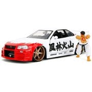 JADA35114 2002 日産 スカイライン GT-R [BNR34] + リュウ ストリートファイター 1/24 スケール ダイキャストミニカーフィギュアセット [ダイキャストミニカー]