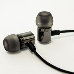 有線ピヤホン2 ピエール中野×Hi-Unit ガンメタリック HSE-A2000PNK-G