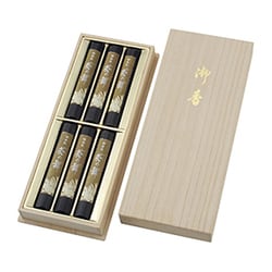I1313-09-06 [葵乃舞 備長炭6束 桐箱入り]