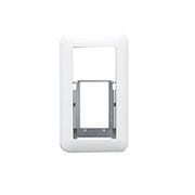 WTC7512W [コスモシリーズワイド21 ラウンド用簡易耐火用スイッチプレート スイッチ1＋コンセント2用 ホワイト 1個]