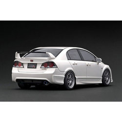 イグニッションモデル ホンダ シビック タイプＲ　FD2 ホワイト 1/18 Honda CIVIC (FD2) TYPE R White With Engine (ミニカー