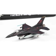 CA721605 1/72 F-16C Block 42 アメリカ空軍 第64アグレッサー飛行隊 Wraith 89-2048 [ダイキャスト模型]