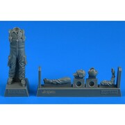 ARB320184 1/32 ワルシャワ条約機構加盟国 航空整備士 C [プラモデル用パーツ]