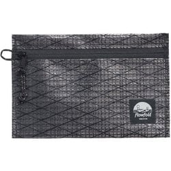Recycled Sailcloth Voyager Zipper Pouch Medium ffmrtp001 BLACK SAILCLOTH [アウトドア ポーチ]