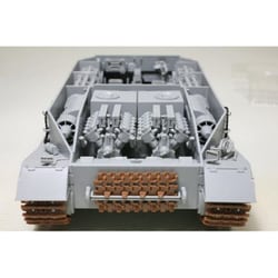 ヨドバシ.com - アミュージングホビー AMH35A061 1/35 ドイツ重戦車 ティーガー（P）試作車 フルインテリア  [組立式プラスチックモデル] 通販【全品無料配達】