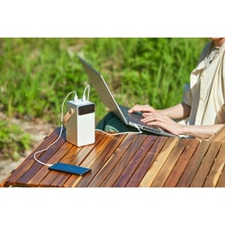 【最終値下げ】IRIS OHYAMAバッテリーステーション IBT-A60100 モバイルバッテリー 大容量 持ち運び充電器 バッテリー
