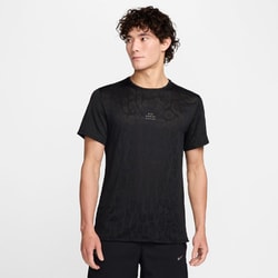 ヨドバシ.com - ナイキ NIKE ライズ 365 ラン ディビジョン Dri-FIT ショートスリーブ ランニングトップ FZ0614 010  ブラック XLサイズ [ランニングウェア シャツ メンズ] 通販【全品無料配達】