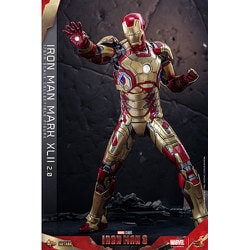 ヨドバシ.com - ホットトイズ HOT TOYS ムービー・マスターピース DIECAST 1/6スケールフィギュア 映画「アイアンマン3」  アイアンマン・マーク42（2.0版） [塗装済可動フィギュア 全高約320mm] 通販【全品無料配達】