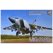 KO7216 1/72 ミコヤンMiG-25PD フォックスバットE 迎撃戦闘機 [組立式プラスチックモデル]