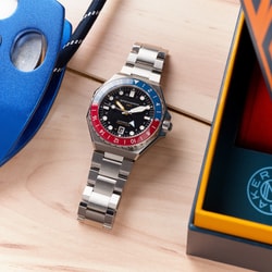 ヨドバシ.com - スピニカー SPINNAKER DUMA GMT AUTOMATIC