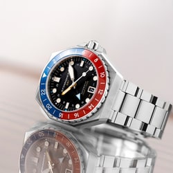 ヨドバシ.com - スピニカー SPINNAKER DUMA GMT AUTOMATIC