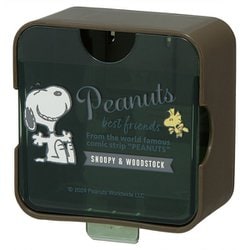 マグネット式スイングポケット小物入れ SNOOPY/バッジ KMGB1