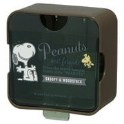 KMGB1 [マグネット式スイングポケット小物入れ SNOOPY/バッジ]