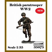 AR35075 1/35 WWII イギリス リー・エンフィールド小銃を持つ空挺部隊員 [組立式プラスチックモデル]