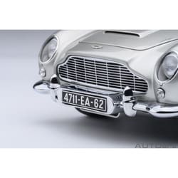 ヨドバシ.com - オートアート AUTOart 70296 1/18 アストン