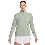 ウィメンズ スウッシュ Dri-FIT ハーフジップ ランニング ミッド レイヤー FV6388 370 グリーン Lサイズ [ランニングウェア シャツ レディース]