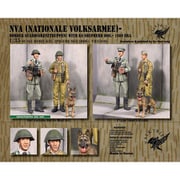 VM35030 1/35 現用 東ドイツ NVA国境警備隊と軍用犬 1980年代 2体＋イヌ1体入 [組立式プラスチックモデル]