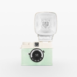 hf572picnic [Half-frame Lomourette camera Picnic edition]
