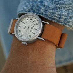 時計店点検済　TIMEX 2本　ウィークエンダー　timex タイメックス Weekender＜ウィークエンダー＞が37mmにダウン