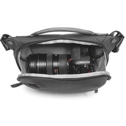 美品／Peak Design エブリデイスリング 6L　BEDS-6-BK-2 Peak Design(ピークデザイン) エブリデイ スリング 6L ブラック