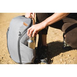 ピークデザイン　エブリデイ バックパック ジップ 15L　アッシュ セット対象A】Peak Design(ピークデザイン) エブリデイ バック