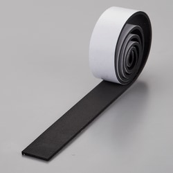 緑十字 スポンジゴム（粘着テープ付） 黒 30×1000×3mm 246175